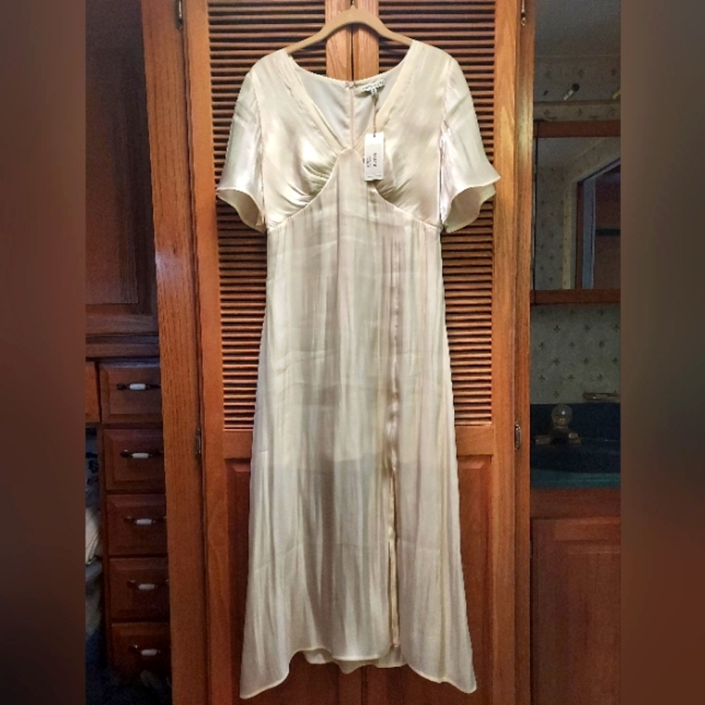 $18 ! Clearing out sale ! romantic Moon River vintage 1920's style wedding dress
